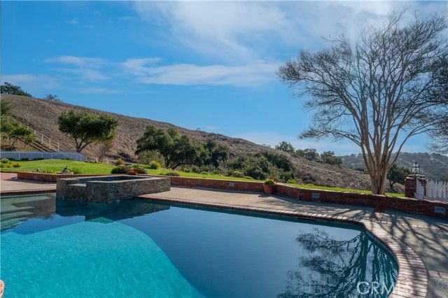 4086 E Oak Trail Road, Santa Ynez, CA 93460