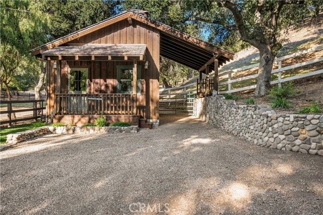 4086 E Oak Trail Road, Santa Ynez, CA 93460