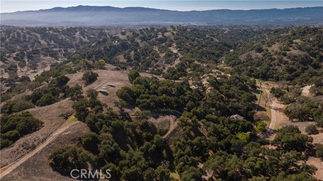 4086 E Oak Trail Road, Santa Ynez, CA 93460