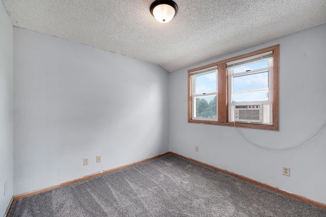 3855 Bryant Avenue N, Minneapolis, MN 55412