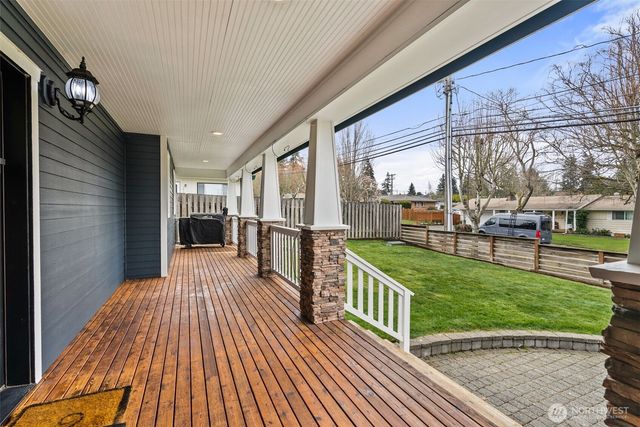 3157 Grandview Drive W, University Place, WA 98466