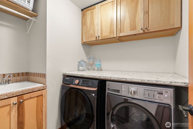 3157 Grandview Drive W, University Place, WA 98466