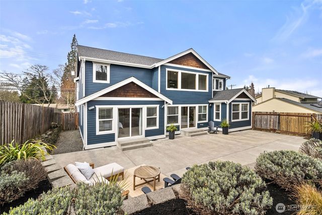 3157 Grandview Drive W, University Place, WA 98466