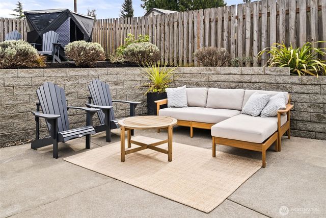 3157 Grandview Drive W, University Place, WA 98466