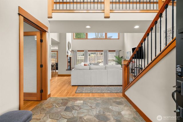 3157 Grandview Drive W, University Place, WA 98466