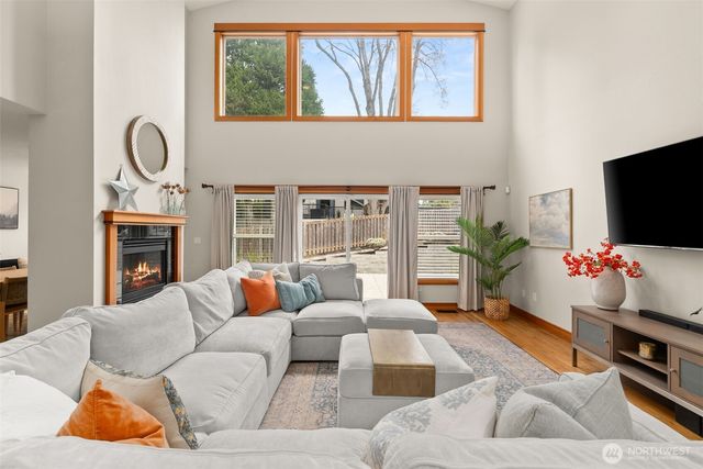 3157 Grandview Drive W, University Place, WA 98466