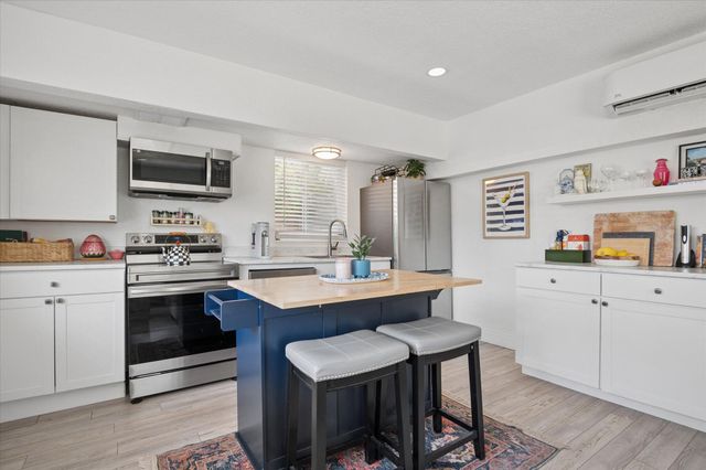 1645 NE 16th Avenue, Fort Lauderdale, FL 33305
