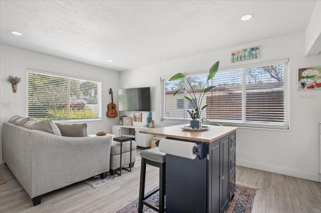 1645 NE 16th Avenue, Fort Lauderdale, FL 33305