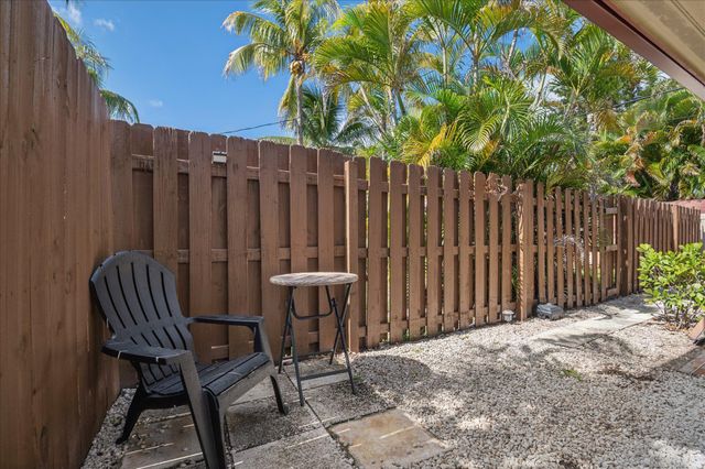 1645 NE 16th Avenue, Fort Lauderdale, FL 33305
