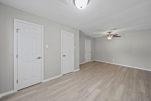 542 Oxbow Street, Mesquite, TX 75149