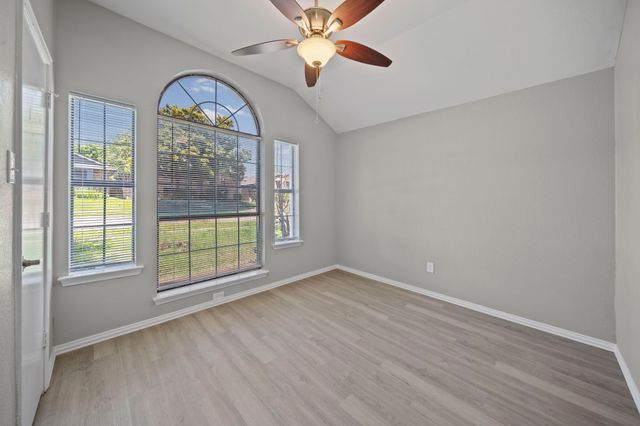 542 Oxbow Street, Mesquite, TX 75149
