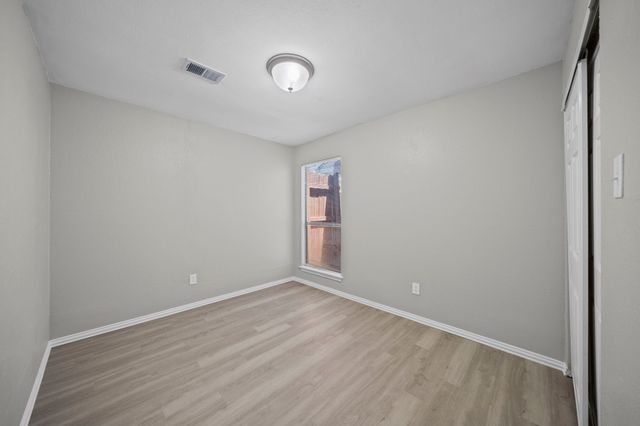 542 Oxbow Street, Mesquite, TX 75149