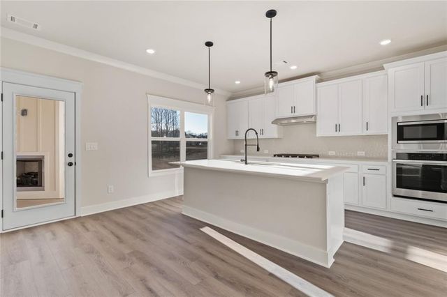 339 Scarlett Rose Way, Hoschton, GA 30548