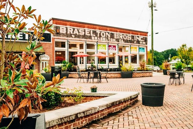 339 Scarlett Rose Way, Hoschton, GA 30548