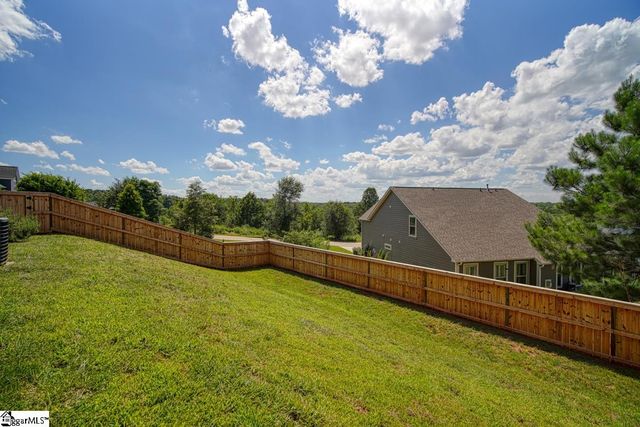 560 Serendipity Lane, Spartanburg, SC 29301