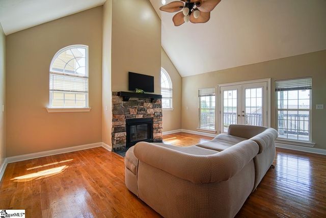 560 Serendipity Lane, Spartanburg, SC 29301