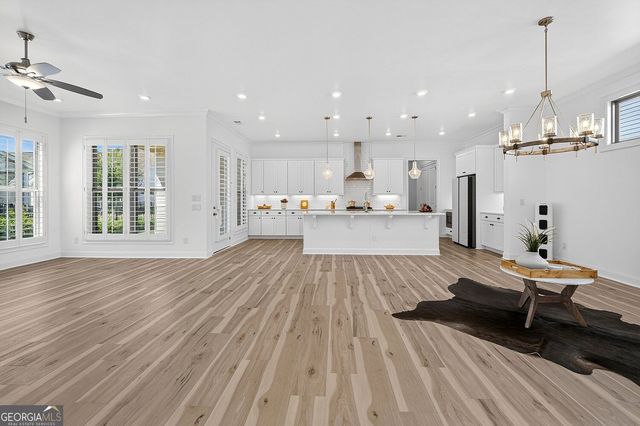 1043 Harvest Park Lane, Suwanee, GA 30024