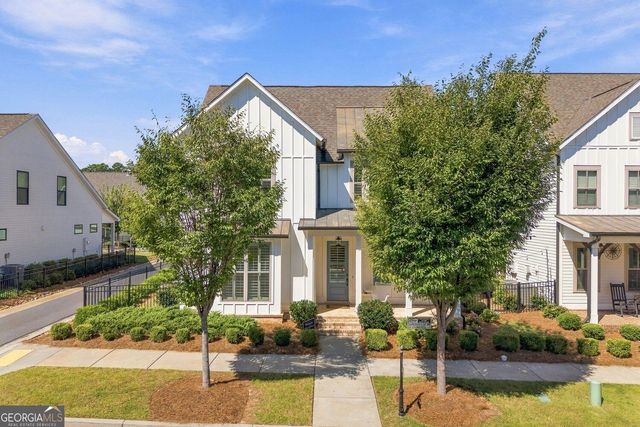 1043 Harvest Park Lane, Suwanee, GA 30024