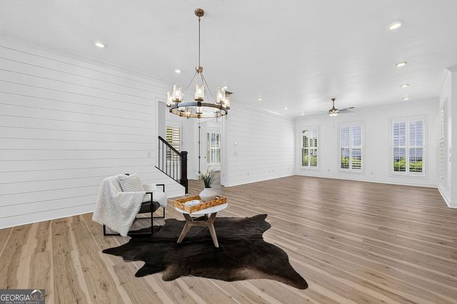 1043 Harvest Park Lane, Suwanee, GA 30024