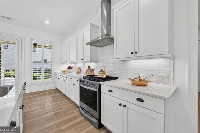 1043 Harvest Park Lane, Suwanee, GA 30024