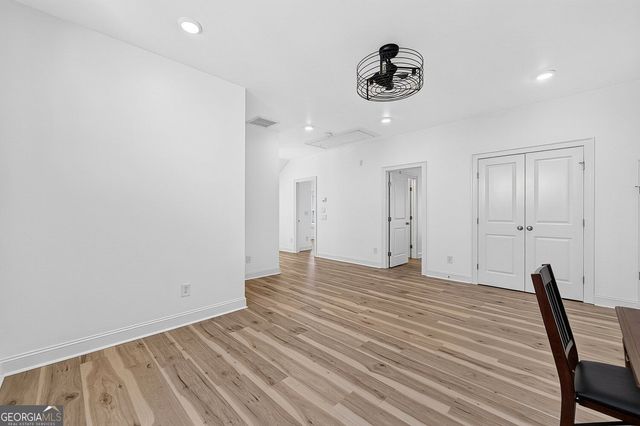 1043 Harvest Park Lane, Suwanee, GA 30024