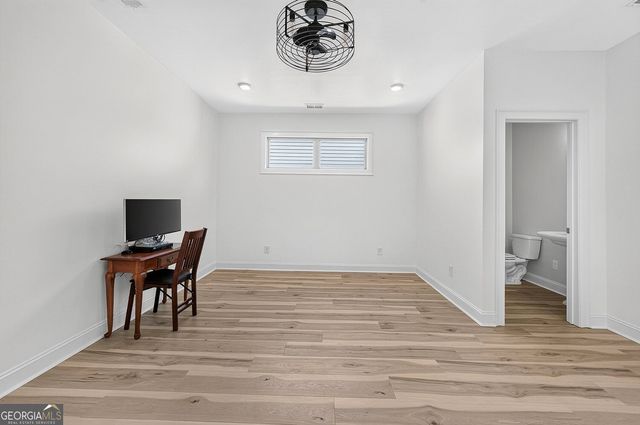 1043 Harvest Park Lane, Suwanee, GA 30024