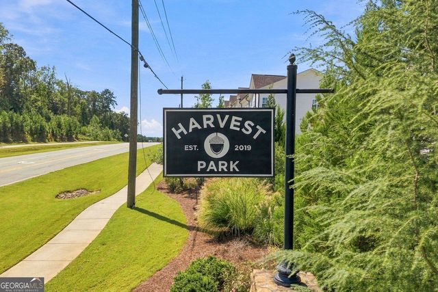 1043 Harvest Park Lane, Suwanee, GA 30024
