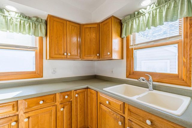 610 N 10TH AVENUE, Wausau, WI 54401