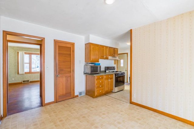 610 N 10TH AVENUE, Wausau, WI 54401