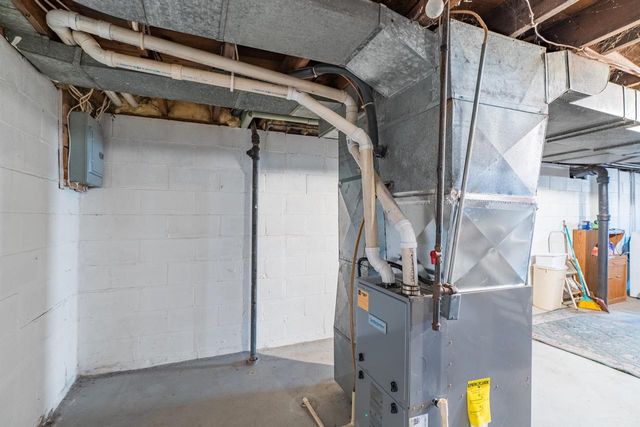 610 N 10TH AVENUE, Wausau, WI 54401