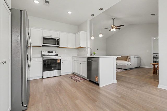 704 Fair Weather Dr, Conway, SC 29527