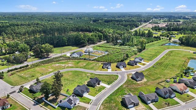 704 Fair Weather Dr, Conway, SC 29527