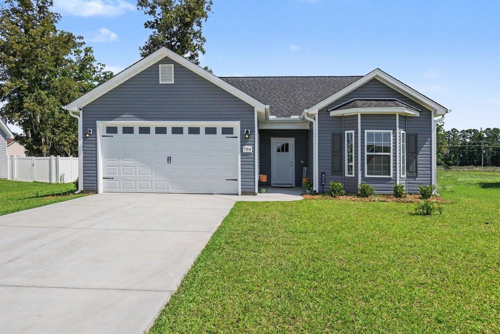 704 Fair Weather Dr, Conway, SC 29527