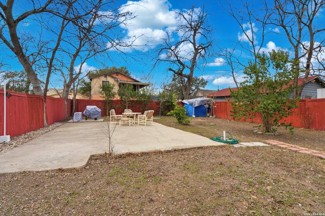 509 S Navidad, San Antonio, TX 78207