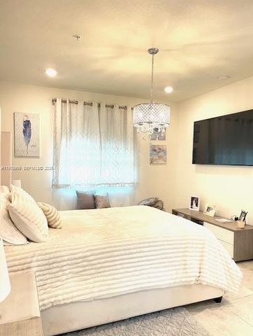 6410 NW 102nd Path 303, Doral, FL 33178