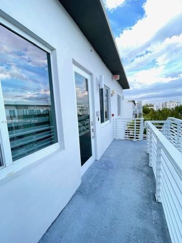 6410 NW 102nd Path 303, Doral, FL 33178