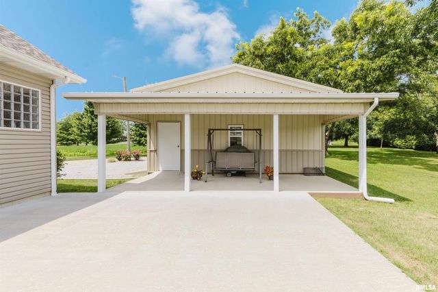 8511 KNOX Road, West Frankfort, IL 62896