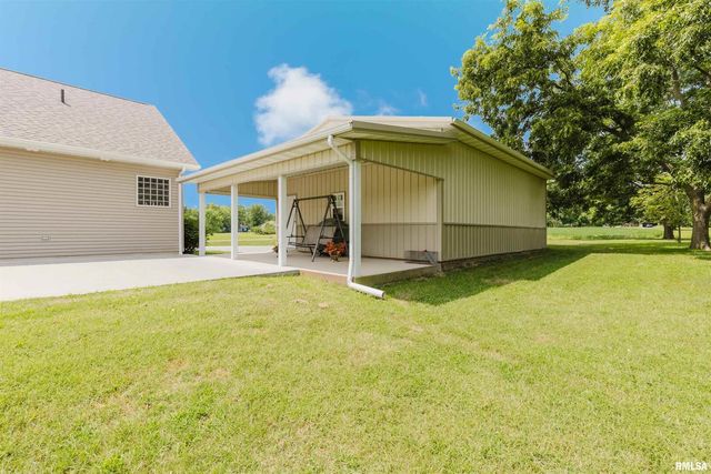 8511 KNOX Road, West Frankfort, IL 62896