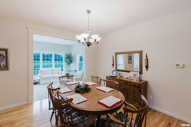 8511 KNOX Road, West Frankfort, IL 62896