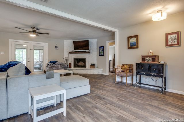 6034 Royal, San Antonio, TX 78239