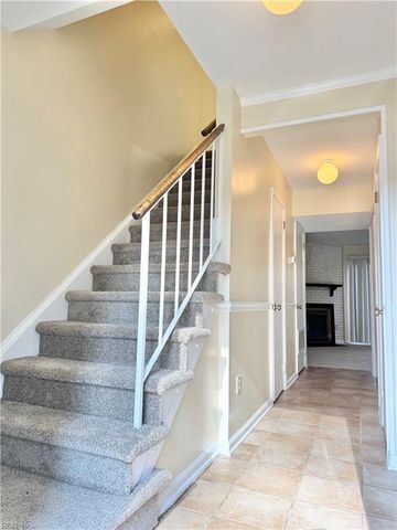 1067 Willow Green DR, Newport News, VA 23602