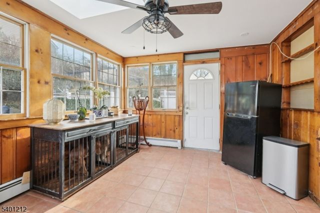 4 Brookview Dr, Woodland Park, NJ 07424