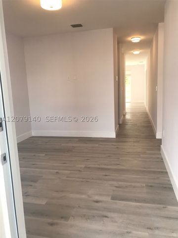 803 E 28th St 803, Hialeah, FL 33013