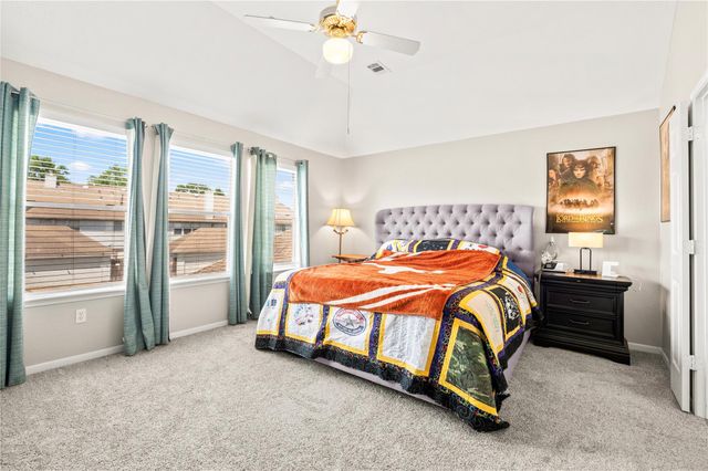 1289 El Camino Village Drive, Houston, TX 77058