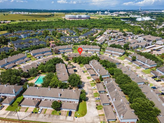 1289 El Camino Village Drive, Houston, TX 77058