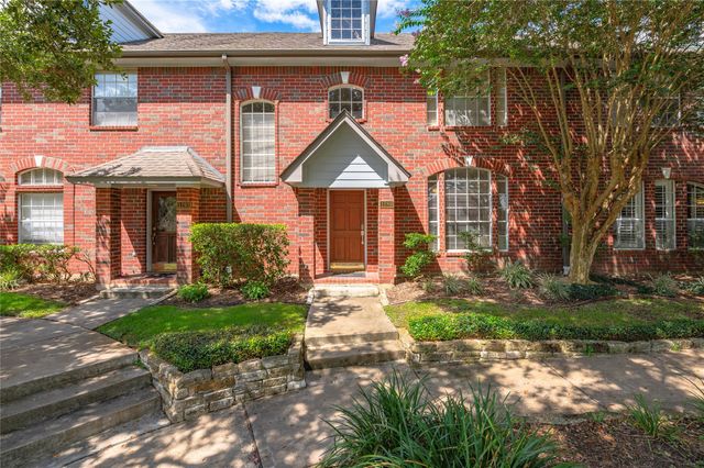 1289 El Camino Village Drive, Houston, TX 77058