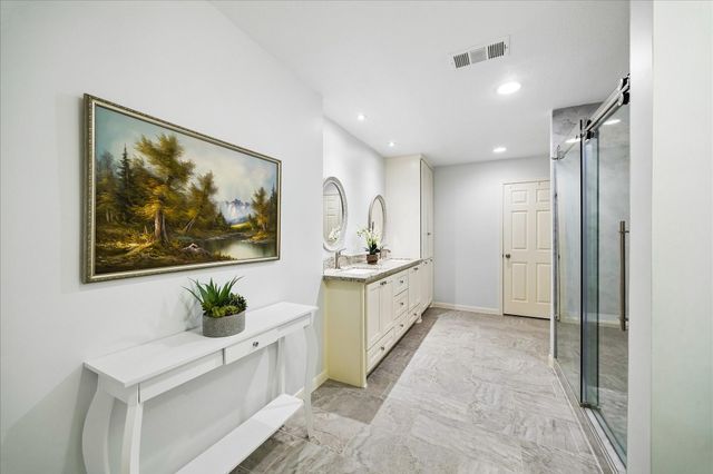 12800 Briar Forest Drive 104, Houston, TX 77077