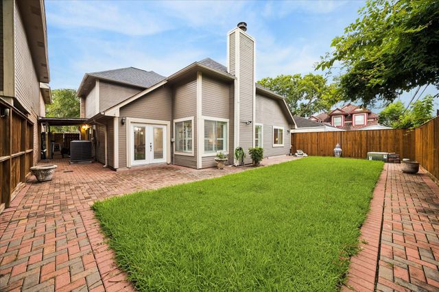 12800 Briar Forest Drive 104, Houston, TX 77077
