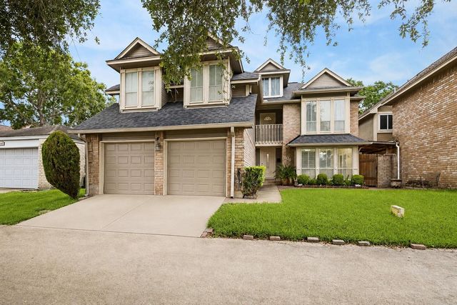 12800 Briar Forest Drive 104, Houston, TX 77077