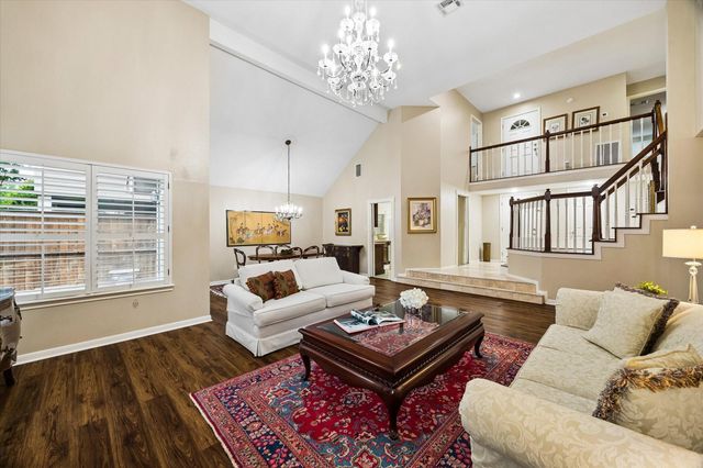 12800 Briar Forest Drive 104, Houston, TX 77077
